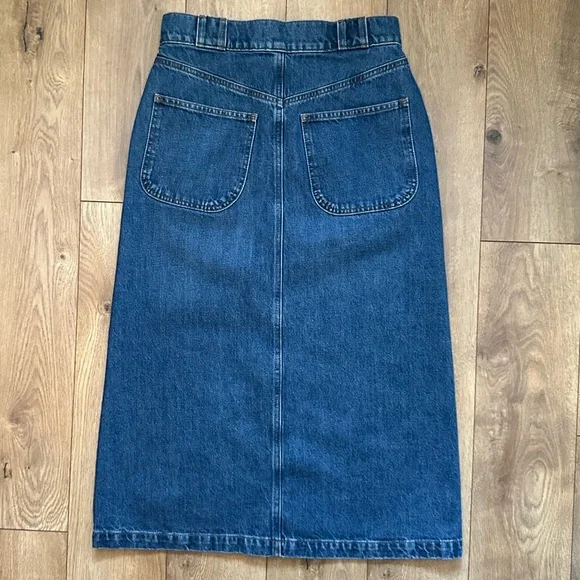 FRAME Modern Pocket Midi Denim Skirt | October Wash | Size 27 | Button Front - Picture 5 of 15